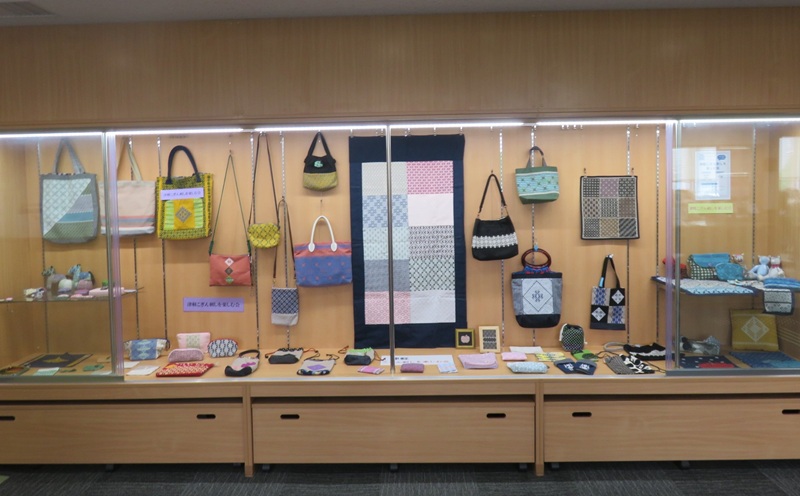 【4Fロビー展示】津軽こぎん刺しを楽しむ会 作品展示