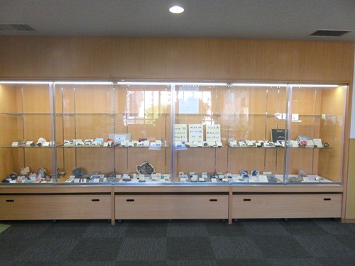 【4Fロビー展示】駒込・水晶クラブ「石の模様の不思議展」