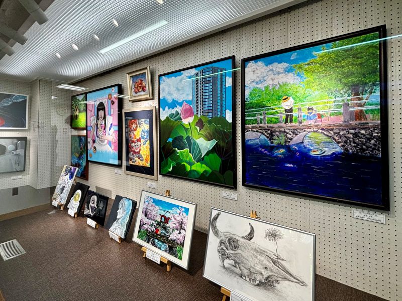 すがもロビー展示「三校合同美術展」