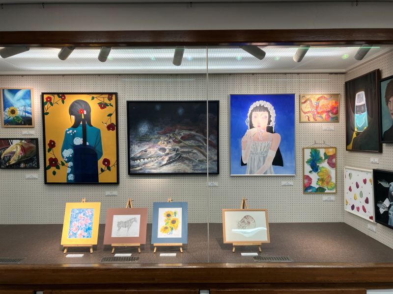 すがもロビー展示　巣鴨庚申塚まちづくりを考える
巣鴨庚申塚に根ざす 学校美術部 合同絵画展