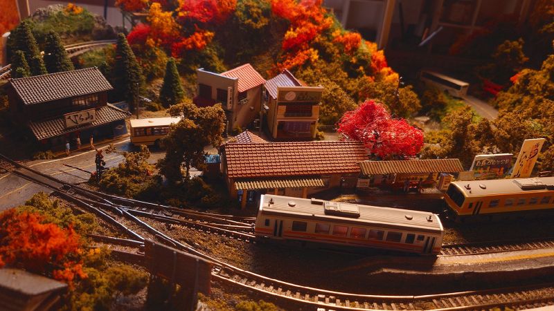 すがもロビー展示　さかつうギャラリー企画展示
いっしい工房 季節の花咲く情景レイアウト展2026