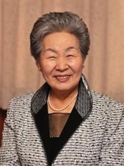 香川 芳子氏(女子栄養大学長)