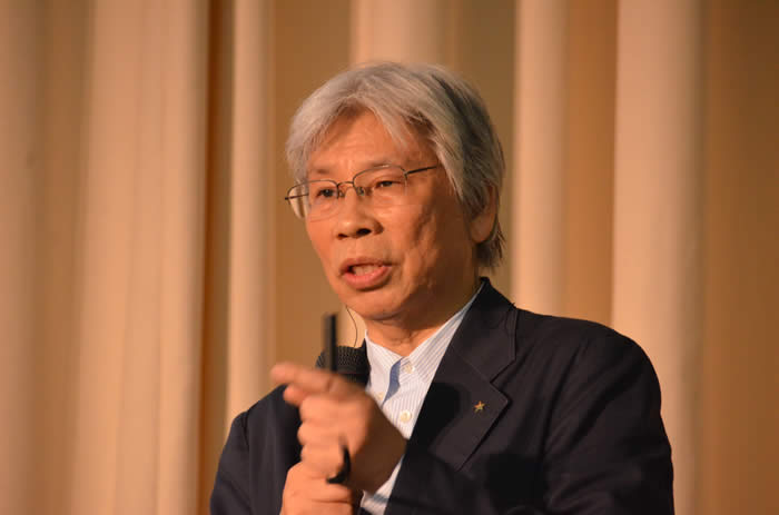 水戸岡鋭治氏