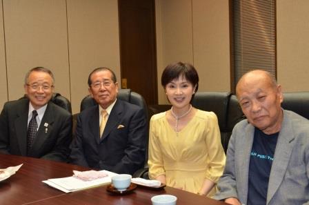 塾長　副塾長　名誉顧問と一緒