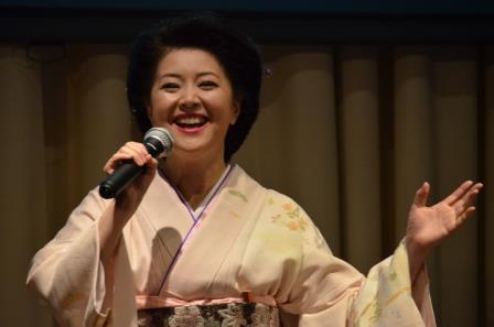 平野啓子氏